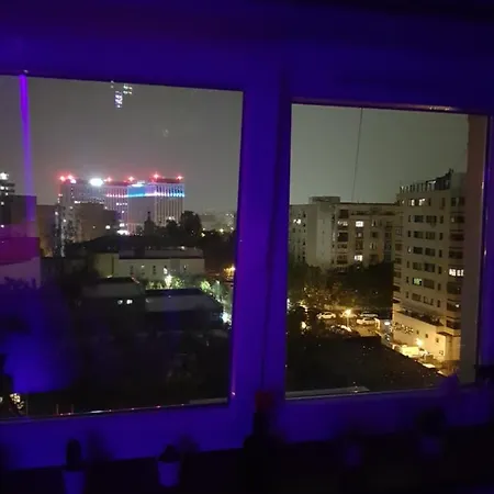 Centrul Vechi Biblioteca Nationala * בוקרשט